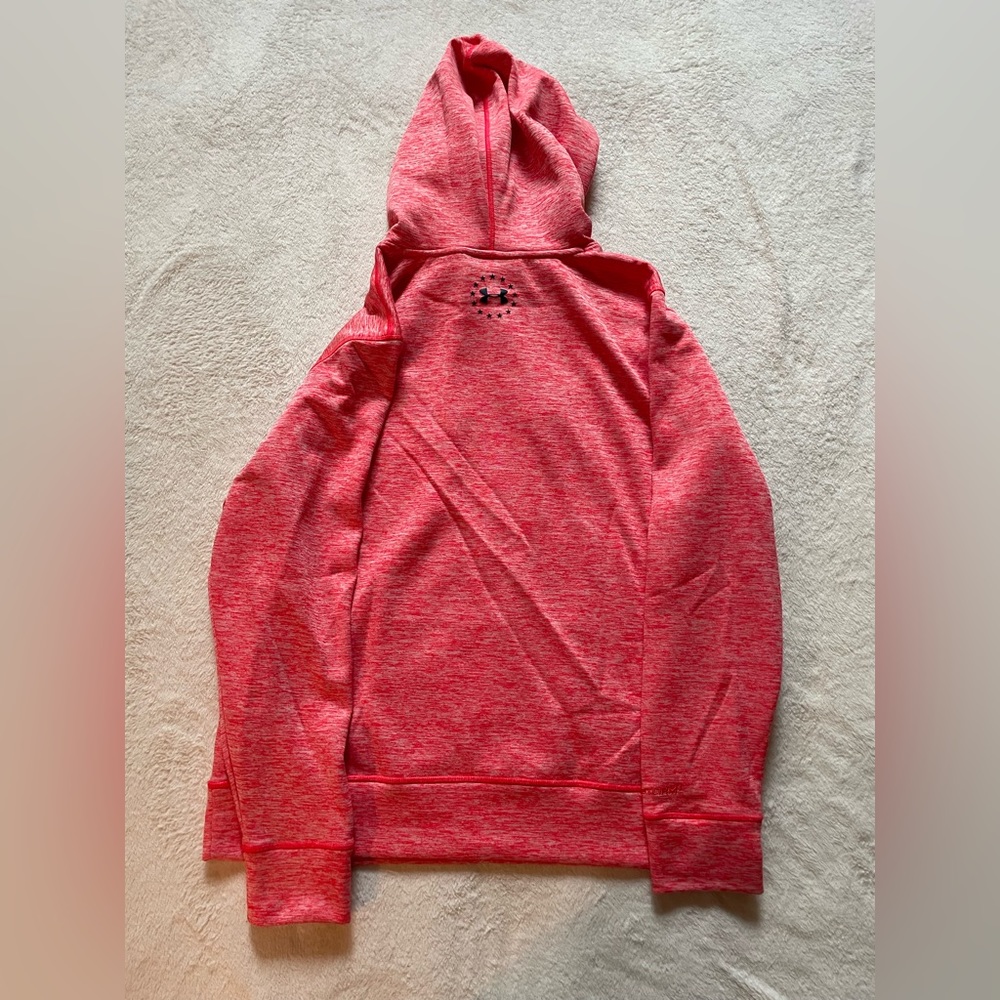 Under Armour sweatshirt